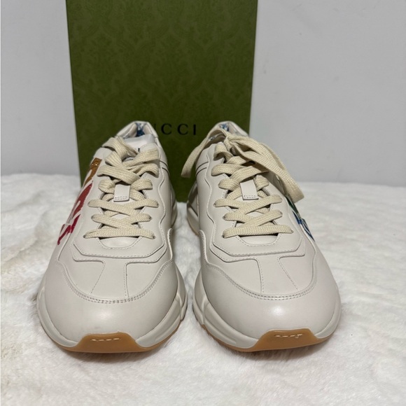Gucci Cream Sneakers with Multicolor Logo - Picture 7 of 7